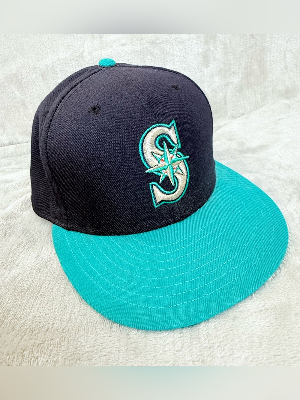New Era Seattle Mariners 59FIFTY Fitted Hat Navy Teal MLB Size 7 3/8
